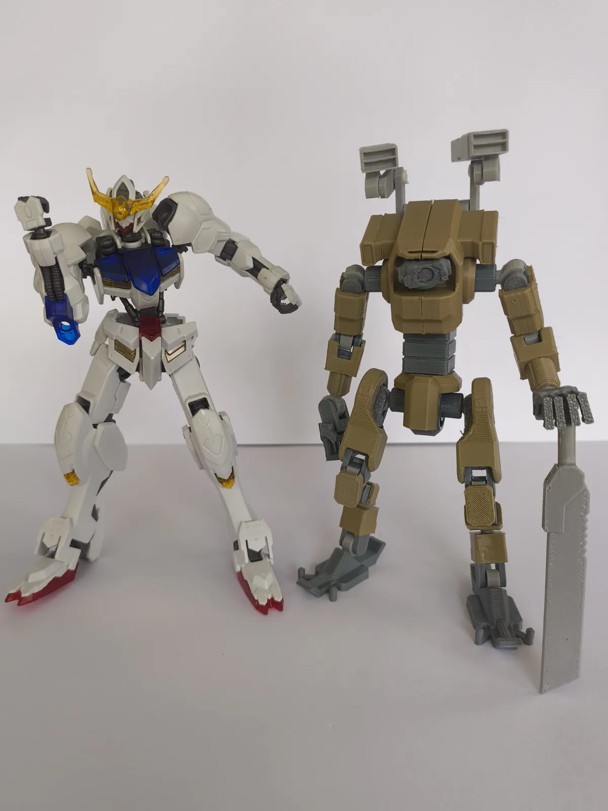 Titanfall Inspired Figure, photo 3 of 4 - Titanfall Inspired Figure Figurines & Collectibles