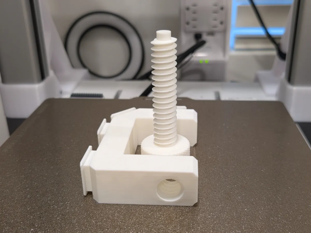 Universal 1:64 Scale Die-Cast Car Track Clamp