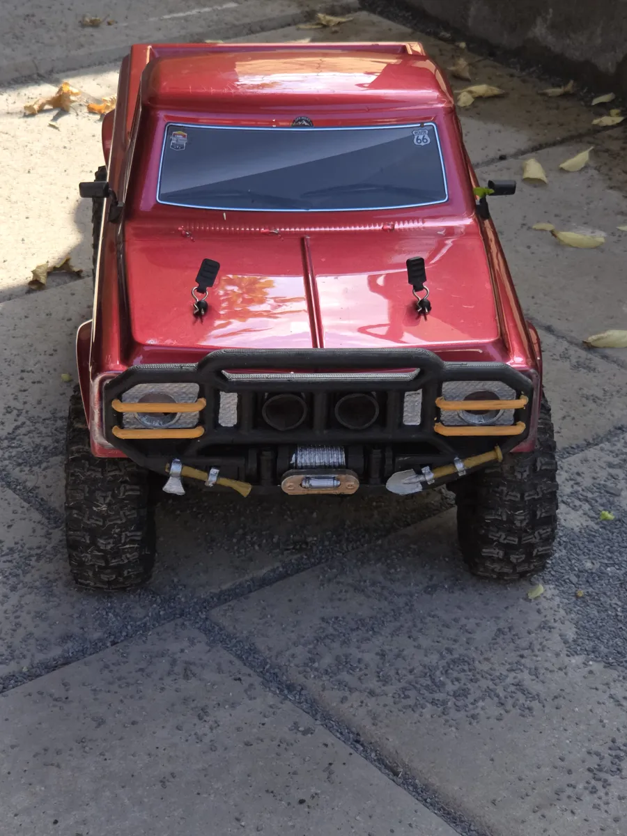 Frontbumper Yikong 41015 1:10 with fitting rails, photo 2 of 4 - Frontbumper Yikong 41015 1:10 with fitting rails Hobby & DIY