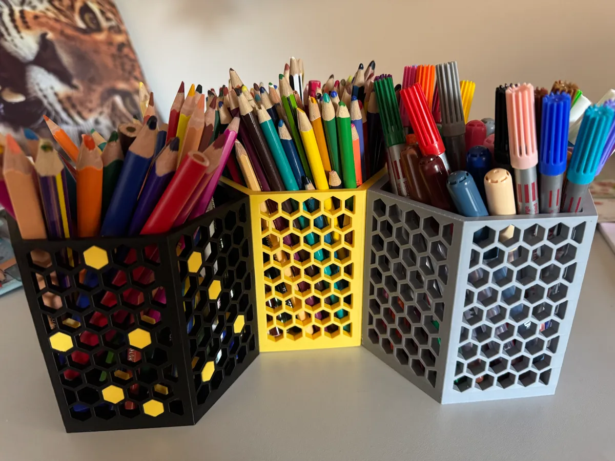 Modular Hexagon pencil holder with connectors, photo 4 of 4 - Modular Hexagon pencil holder with connectors Desk & Office