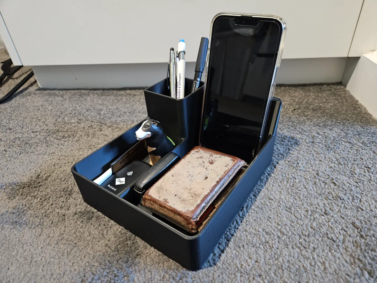 Desk organizer / tray, photo 3 of 4 - Desk organizer / tray Desk & Office