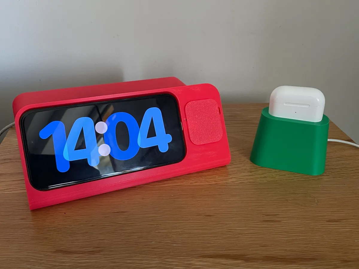 Airpods Gen3 Dock (supports watch charging), photo 4 of 4 - Airpods Gen3 Dock (supports watch charging) Mobile & Device Accessories