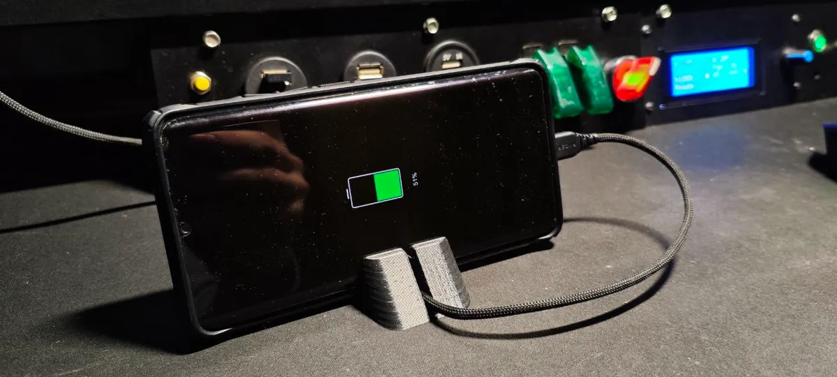 Smartphone stand with cable clip, photo 3 of 3 - Smartphone stand with cable clip Mobile & Device Accessories