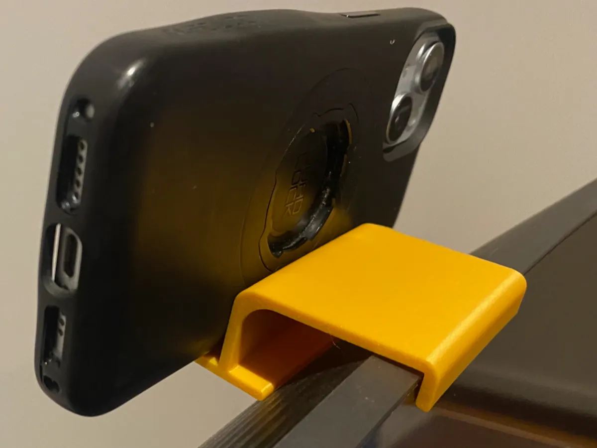 iPhone Continuity Camera Monitor Mount - Office, in stock in India