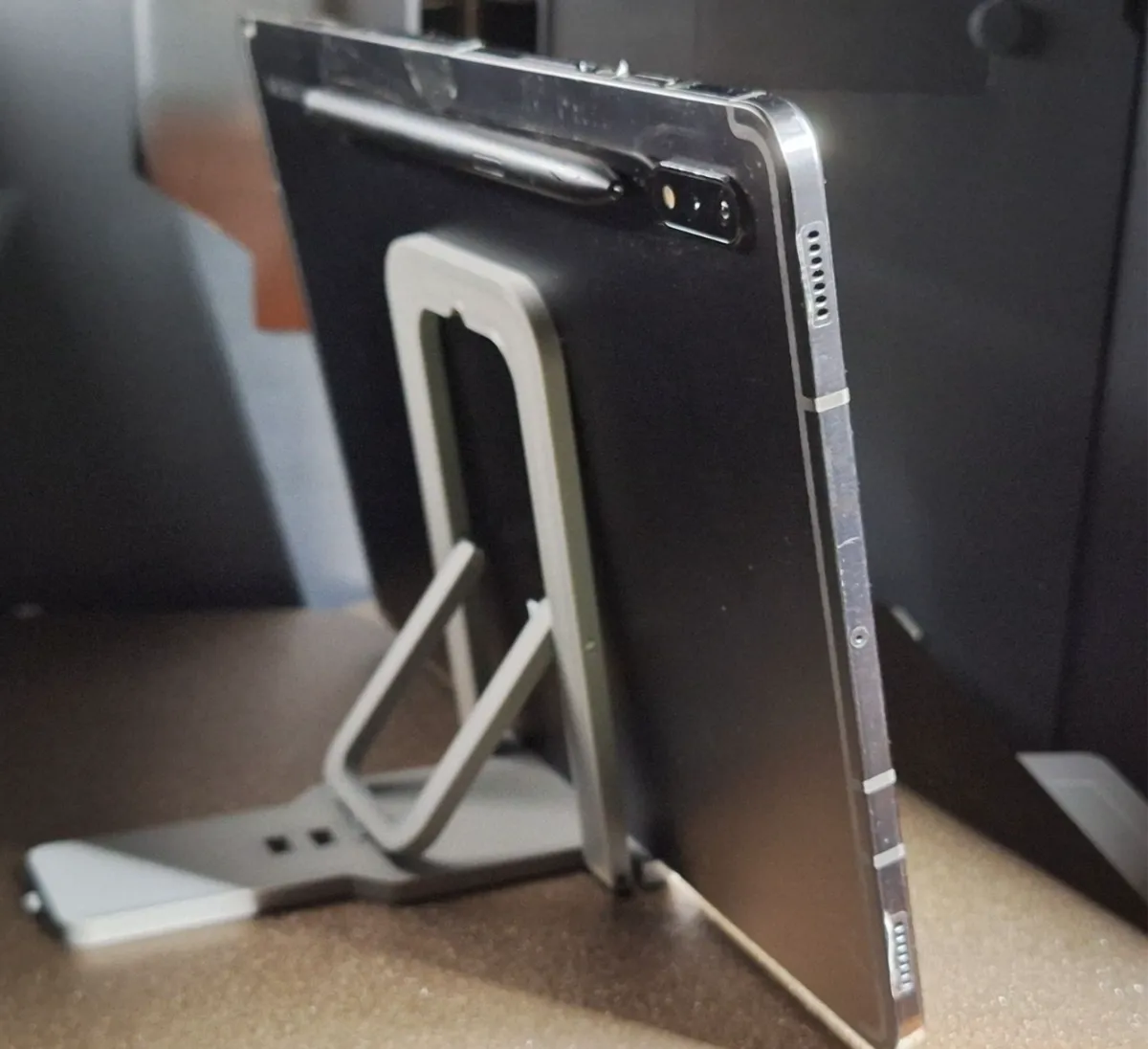 Telefon / Tablet / Monitor Ständer