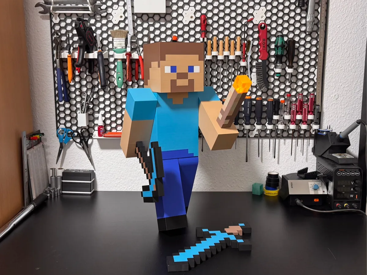 Large Minecraft Steve