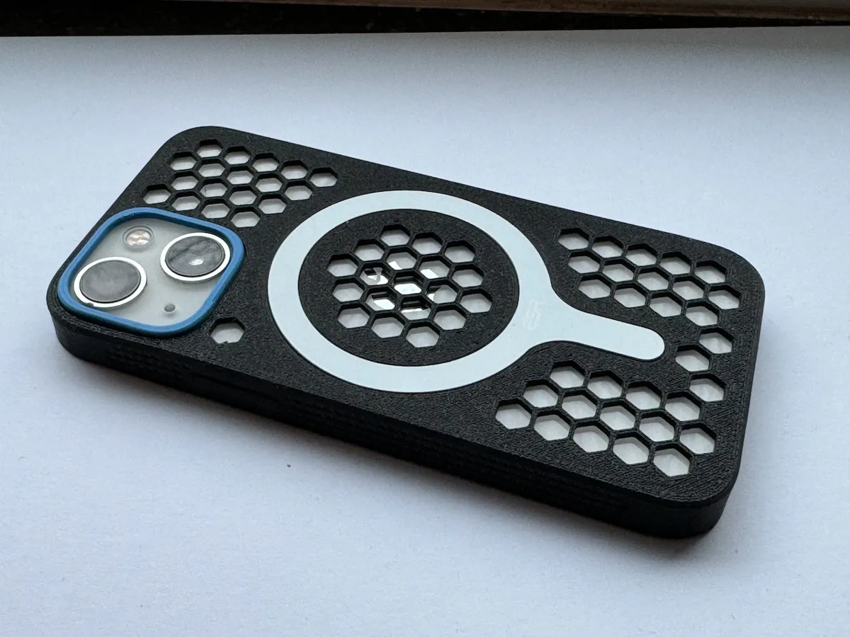 iPhone 13 Mini Flexible MagSafe Case