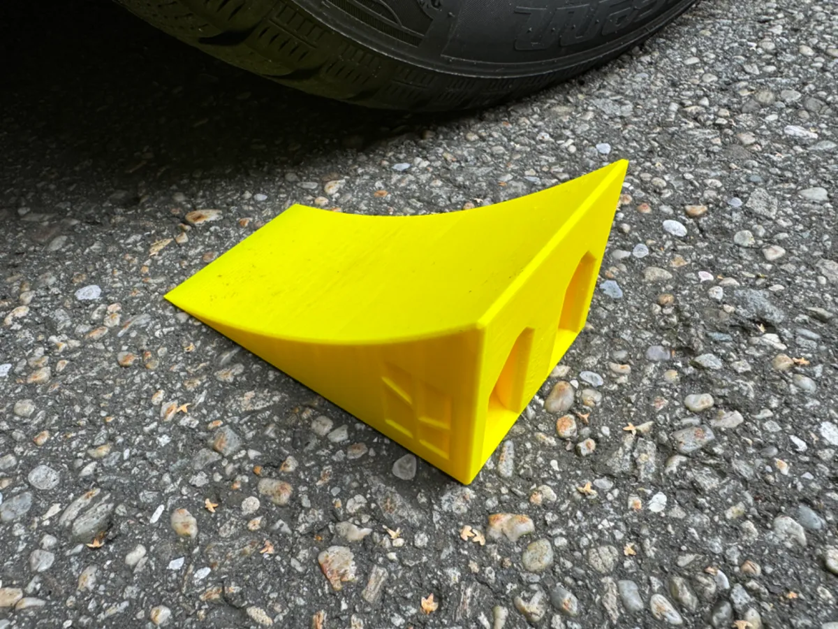 Wheel Chock Unterlegkeil Car Trailer, photo 4 of 4 - Wheel Chock Unterlegkeil Car Trailer Car & Vehicle