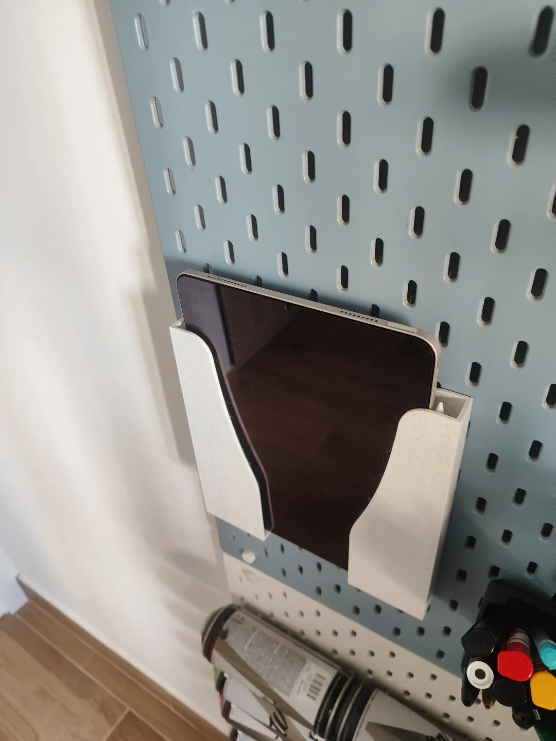 Skadis iPad Air Stand, photo 4 of 4 - Skadis iPad Air Stand Mobile & Device Accessories