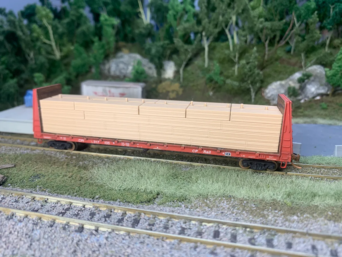 MT 61' Bulkhead Flat Car Lumber Load (Style B) - Model Cars & Race Cars, in stock in India