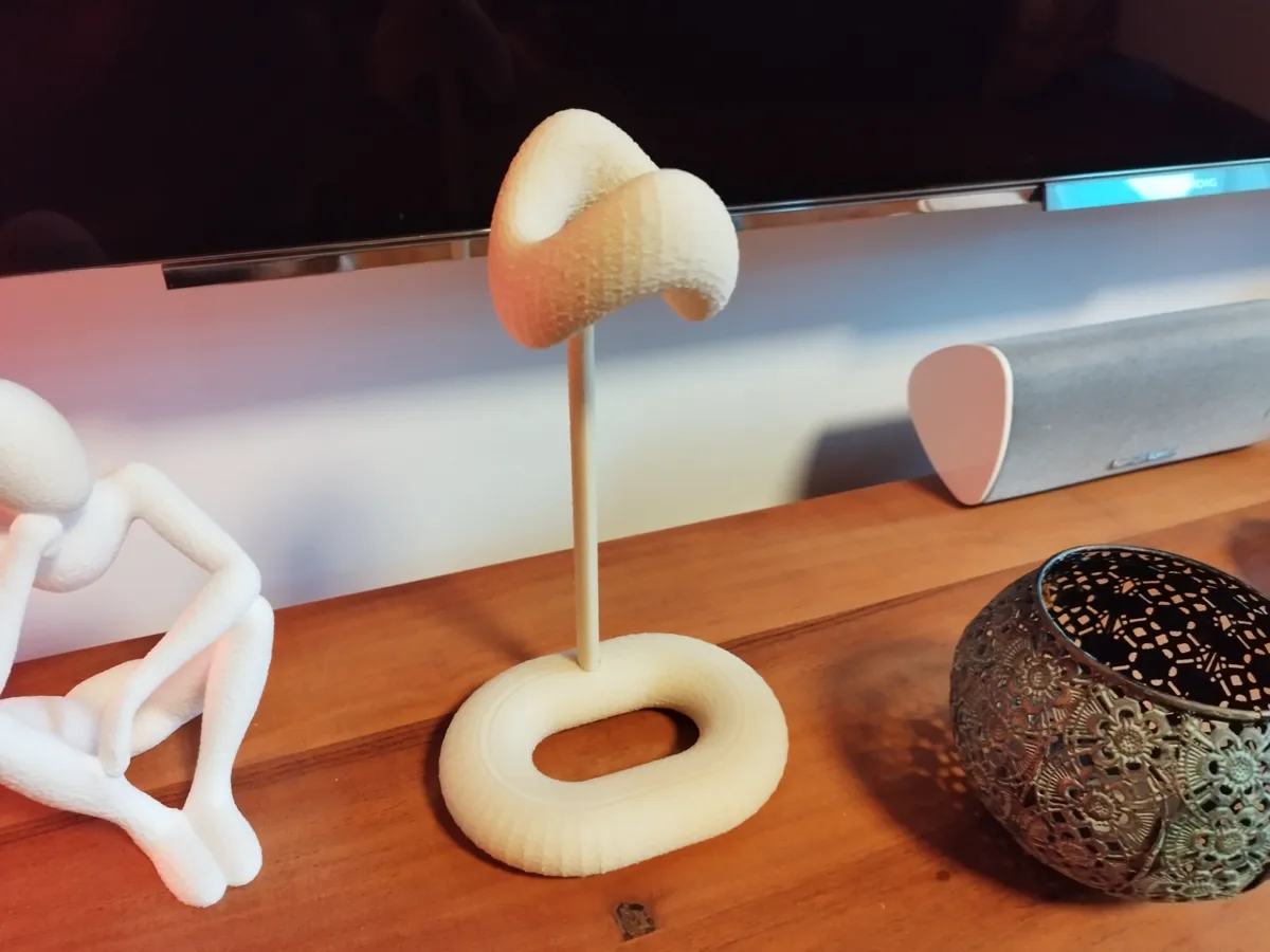 Designer Headphone Stand V2 - Fuzzy Skin, photo 2 of 4 - Designer Headphone Stand V2 - Fuzzy Skin Tools