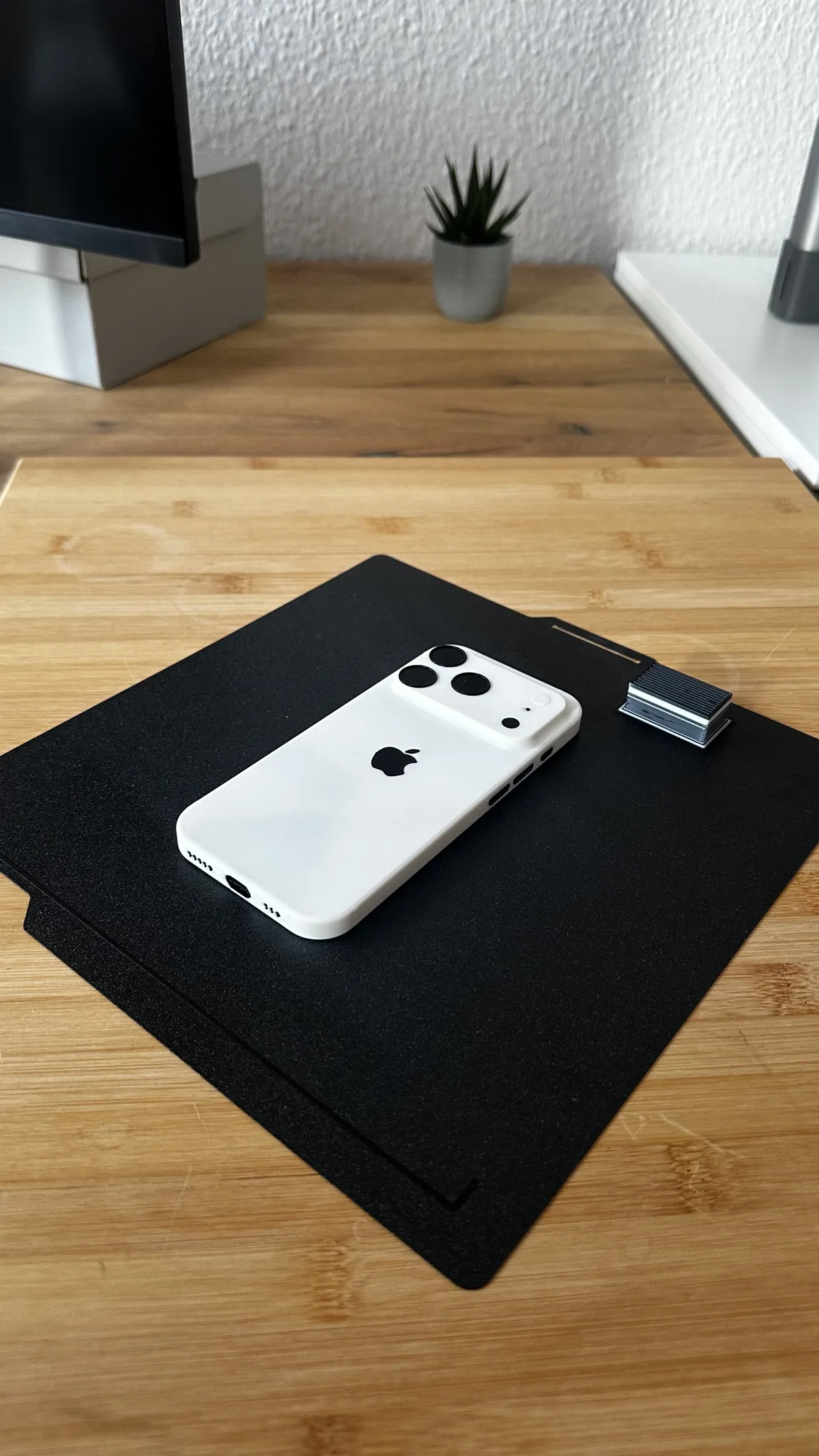 Fake Phone Toy, iPhone 17 Pro Max Style, photo 4 of 4 - Fake Phone Toy, iPhone 17 Pro Max Style Gifts & Occasions