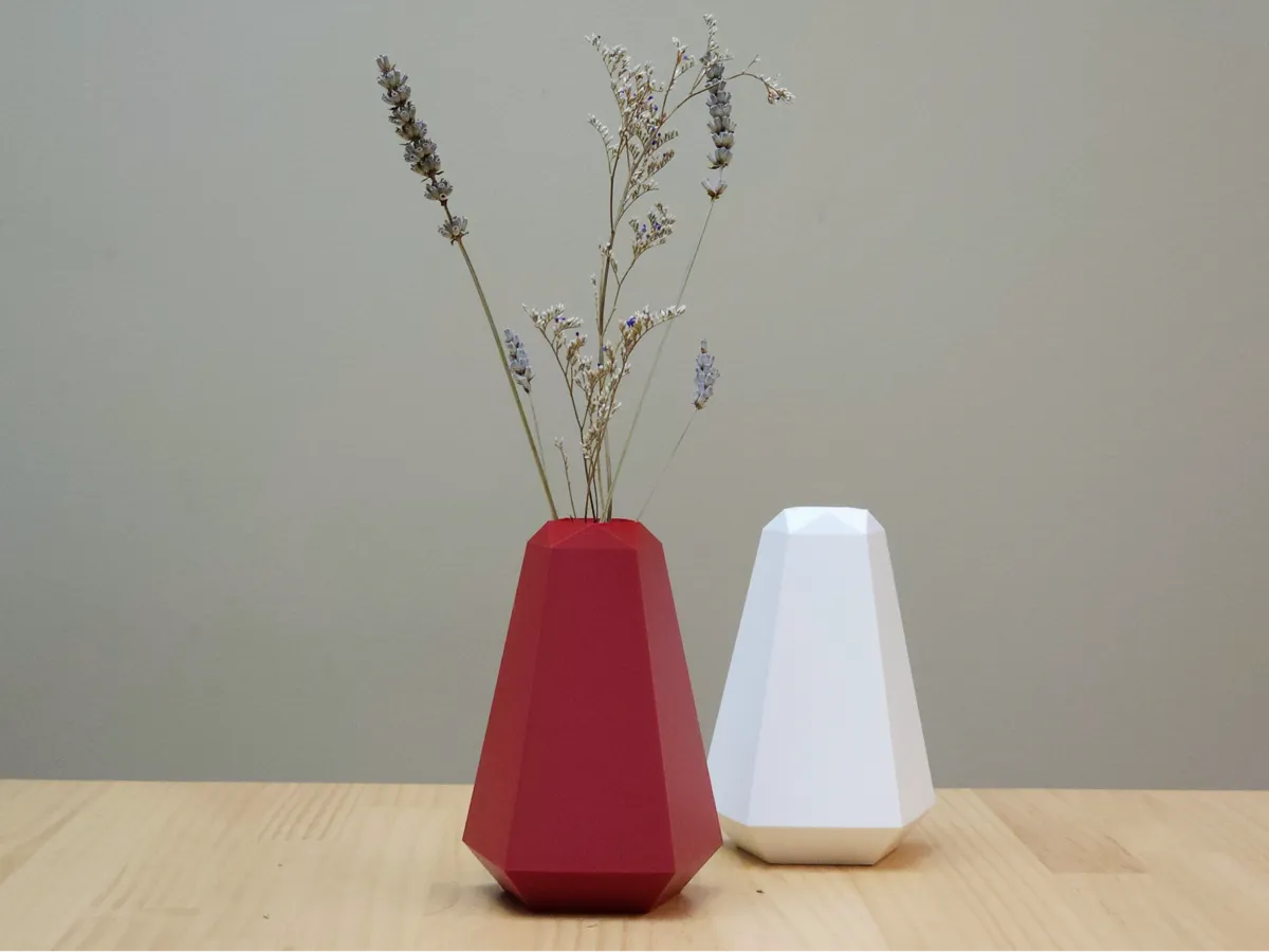 Geometric Vase_Low Poly
