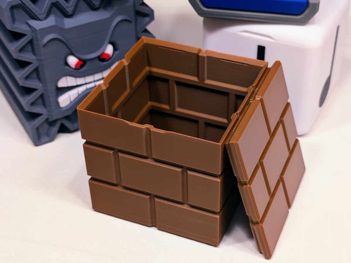 Super Mario Brick Block Box Snap-on Lid