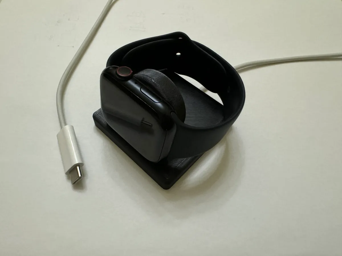 Apple Watch 充电支架, photo 4 of 4 - Apple Watch 充电支架 Mobile & Device Accessories