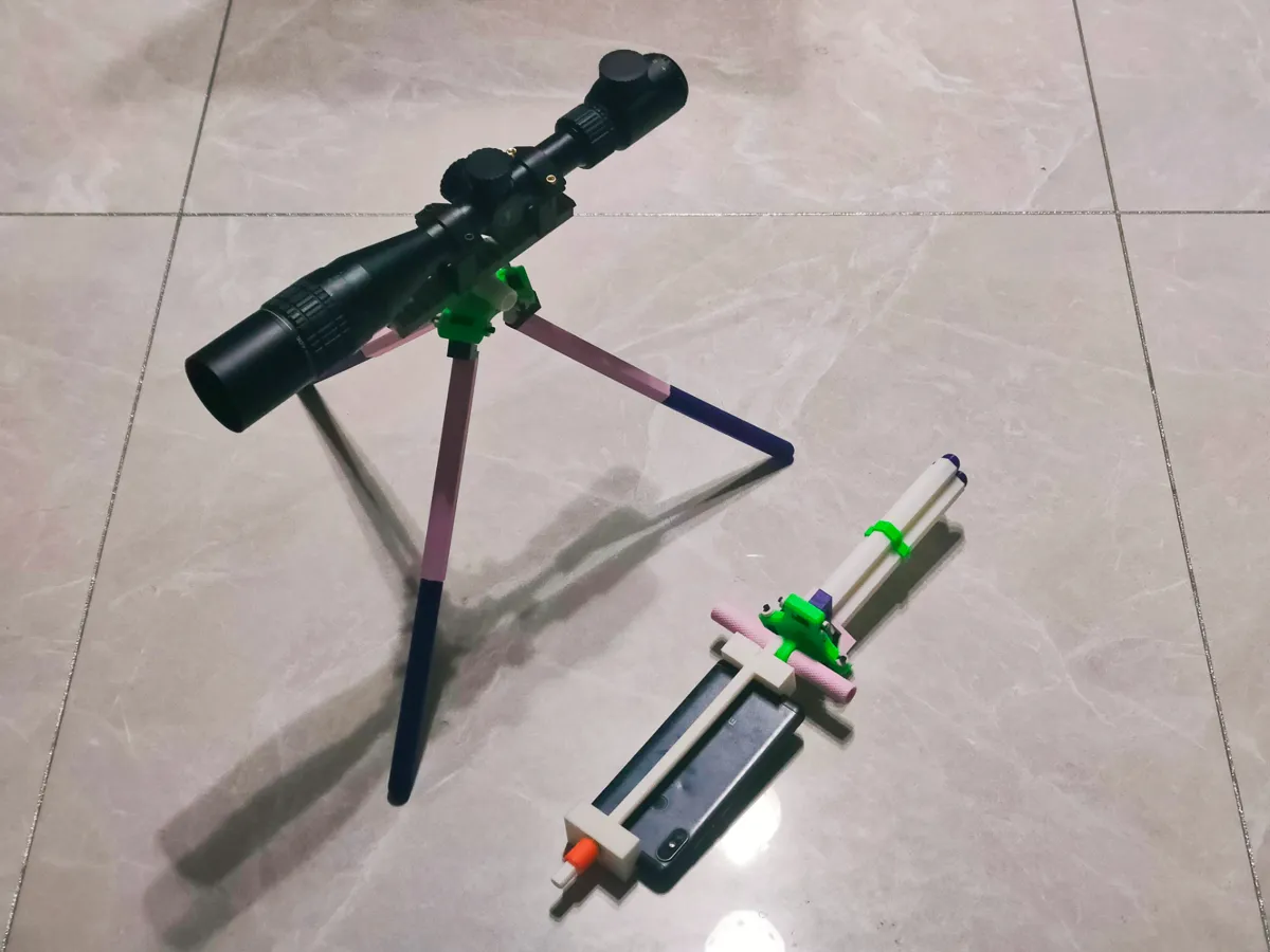 Multifunctional Tripod/多功能三脚架, photo 2 of 3 - Multifunctional Tripod/多功能三脚架 Hobby & DIY