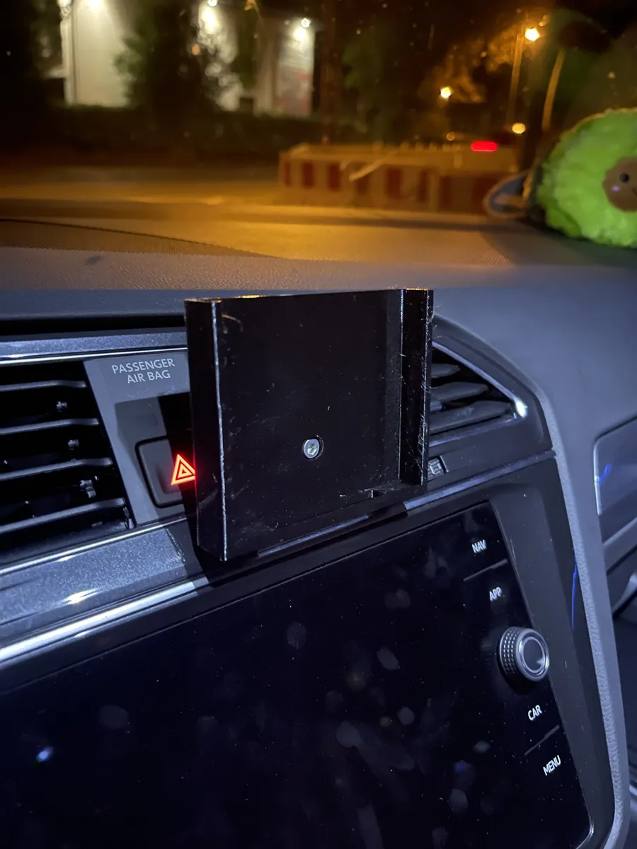 iPhone 12 Pro Max Lüfterhalterung [Car Vent Mount ] - Vehicles, in stock in India
