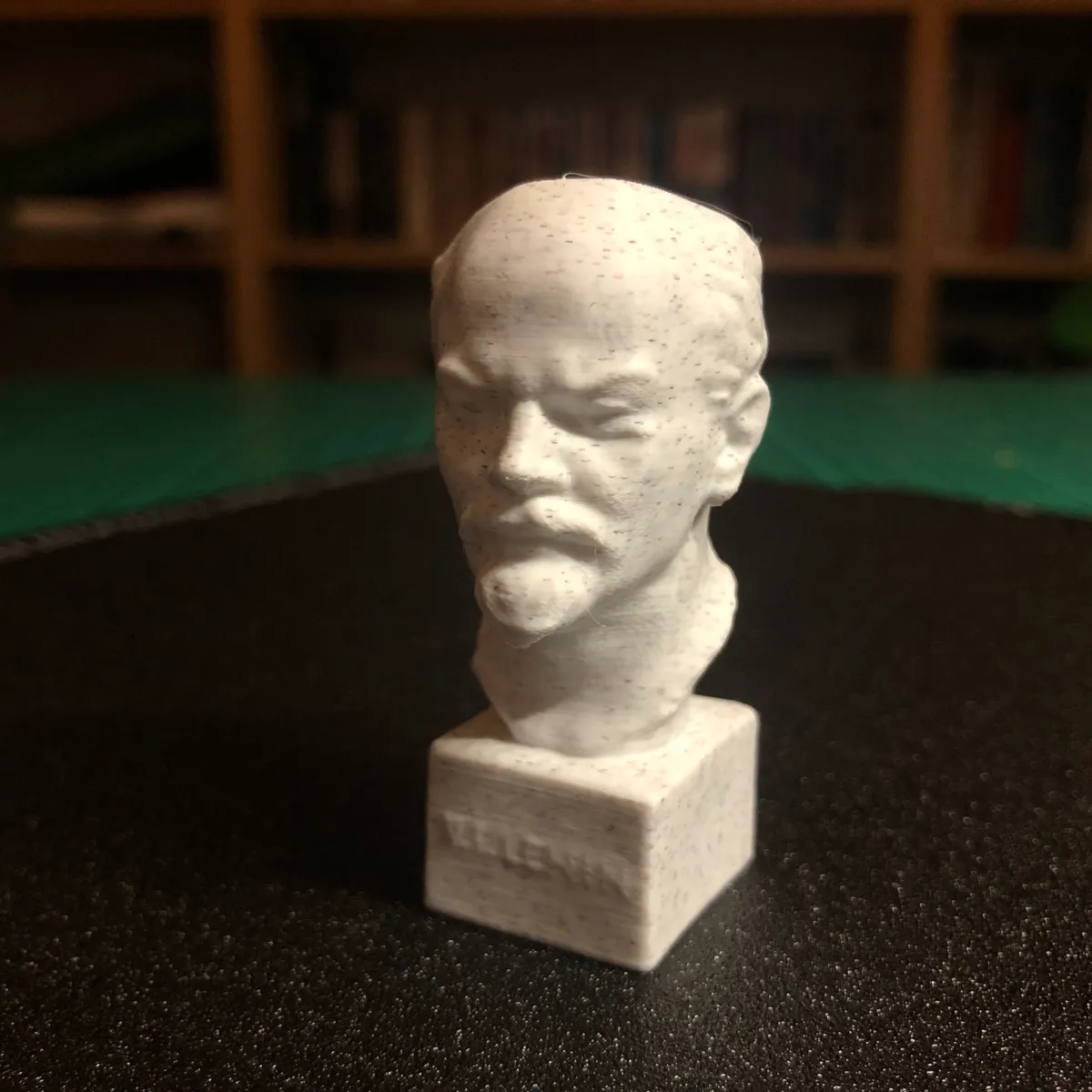 Bust of Lenin (3D scan) - Character Busts, in stock in India