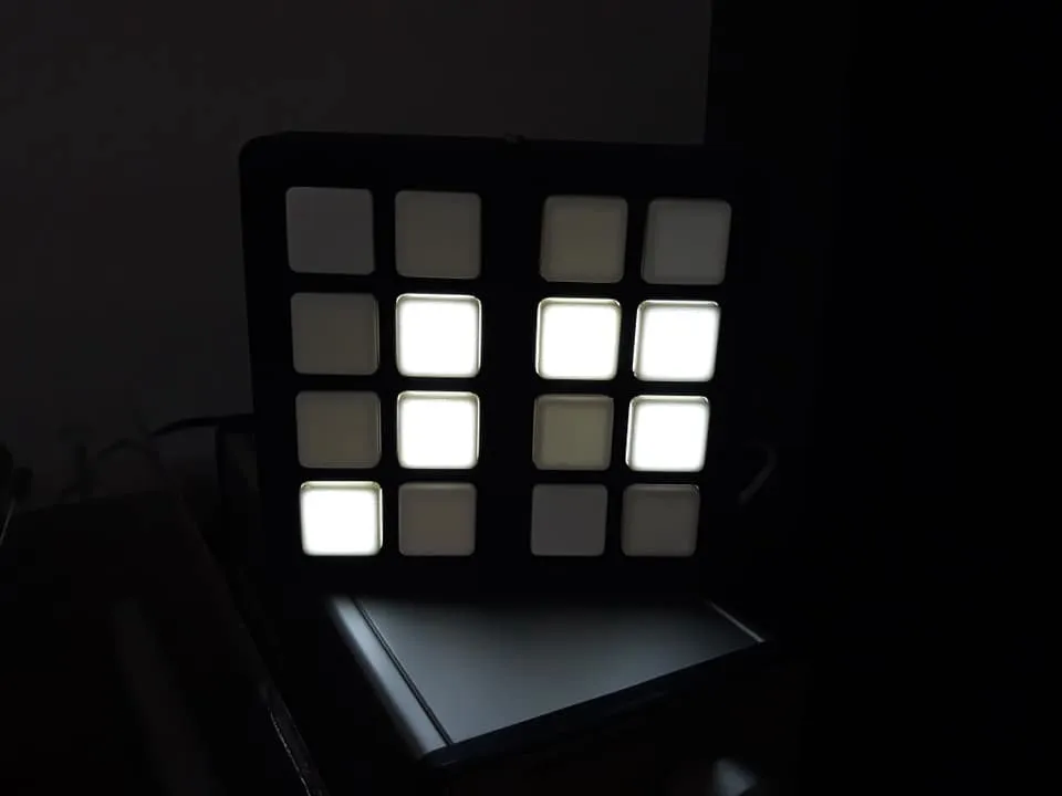 Binary clock, photo 2 of 4 - Binary clock Tools