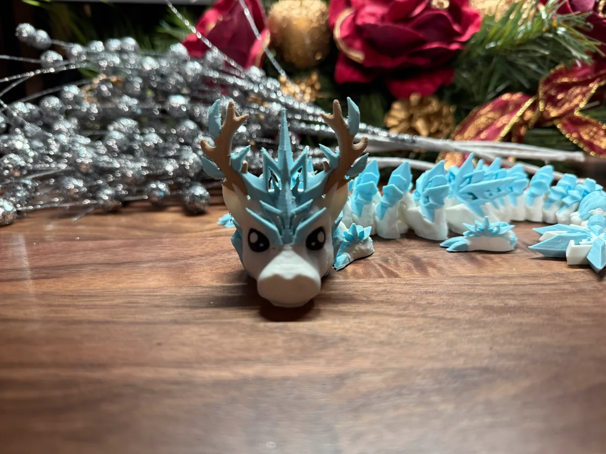 Articulated Snowflake Dragon, photo 2 of 4 - Articulated Snowflake Dragon Art