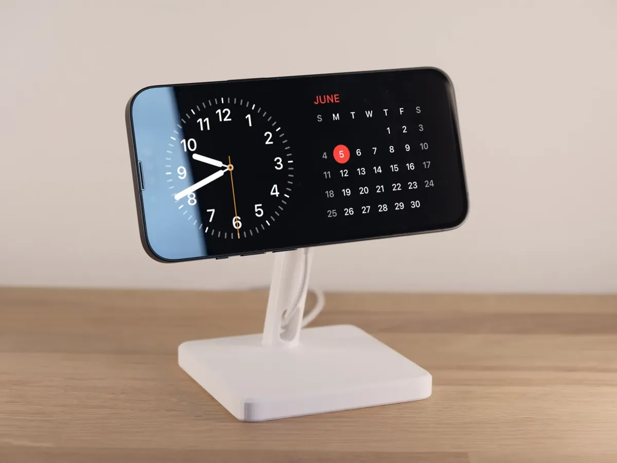iPhone MagSafe Charger Stand Dock - Electronics, in stock in India