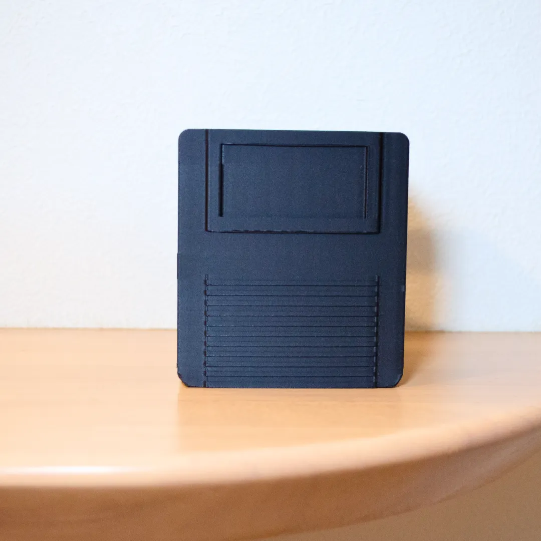 Retro game-Inspired Pen Holder, photo 3 of 3 - Retro game-Inspired Pen Holder Hobby & DIY