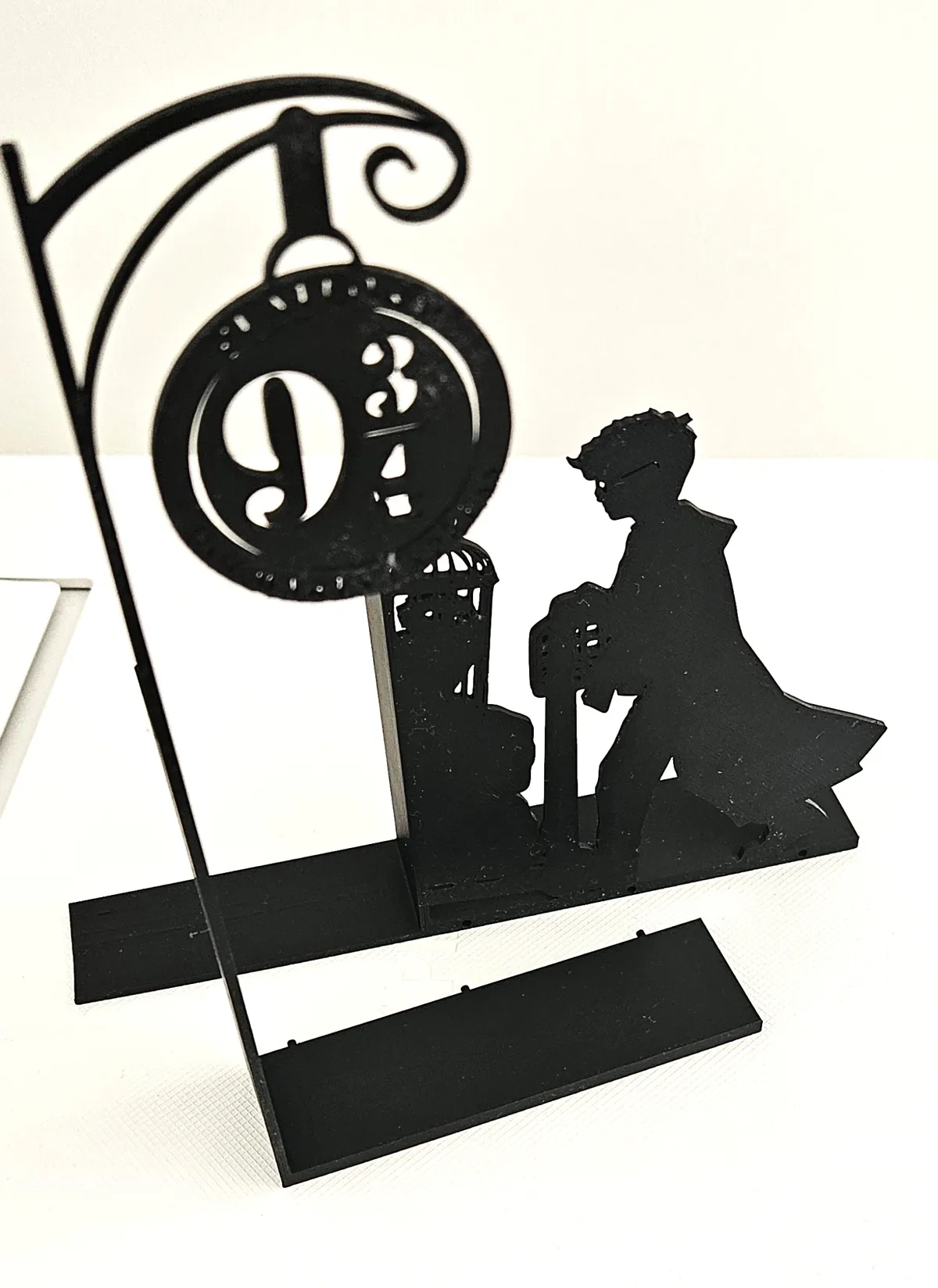 Bookend inspiredfrom Harry P Platform 9 3/4 NOCOM, photo 3 of 4 - Bookend inspiredfrom Harry P Platform 9 3/4 NOCOM Desk & Office