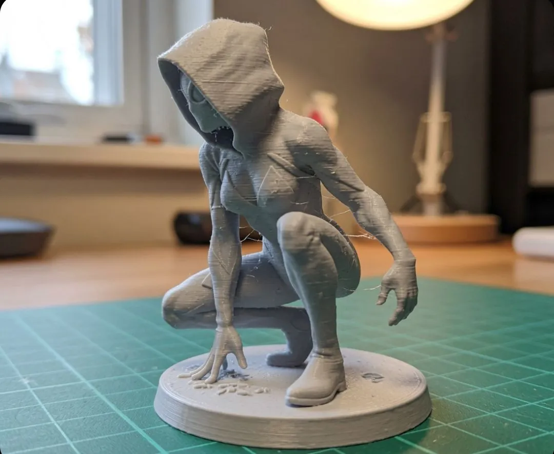 Spider-Gwen Statue, Fan Art, photo 3 of 4 - Spider-Gwen Statue, Fan Art Home Decor Items