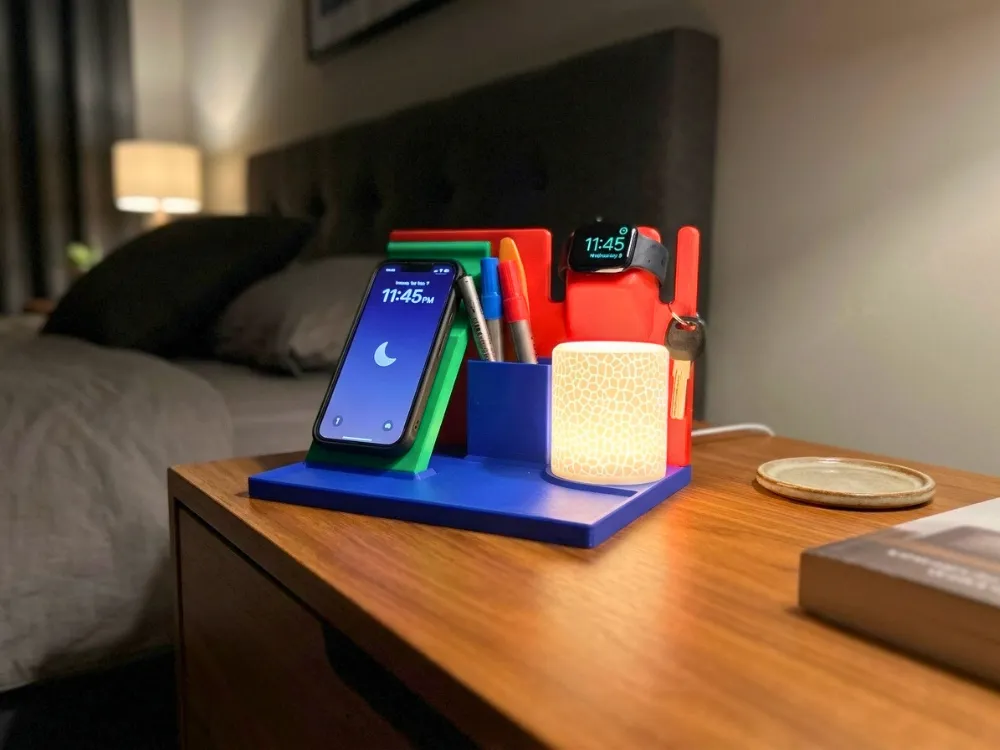Apple iPhone 18 Series Bedside Organizer Station, photo 2 of 4 - Apple iPhone 18 Series Bedside Organizer Station Tools