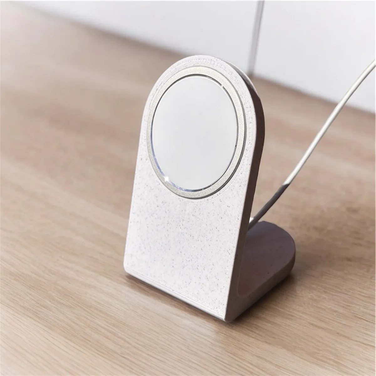 Magsafe Charger Stand, photo 4 of 4 - Magsafe Charger Stand Mobile & Device Accessories