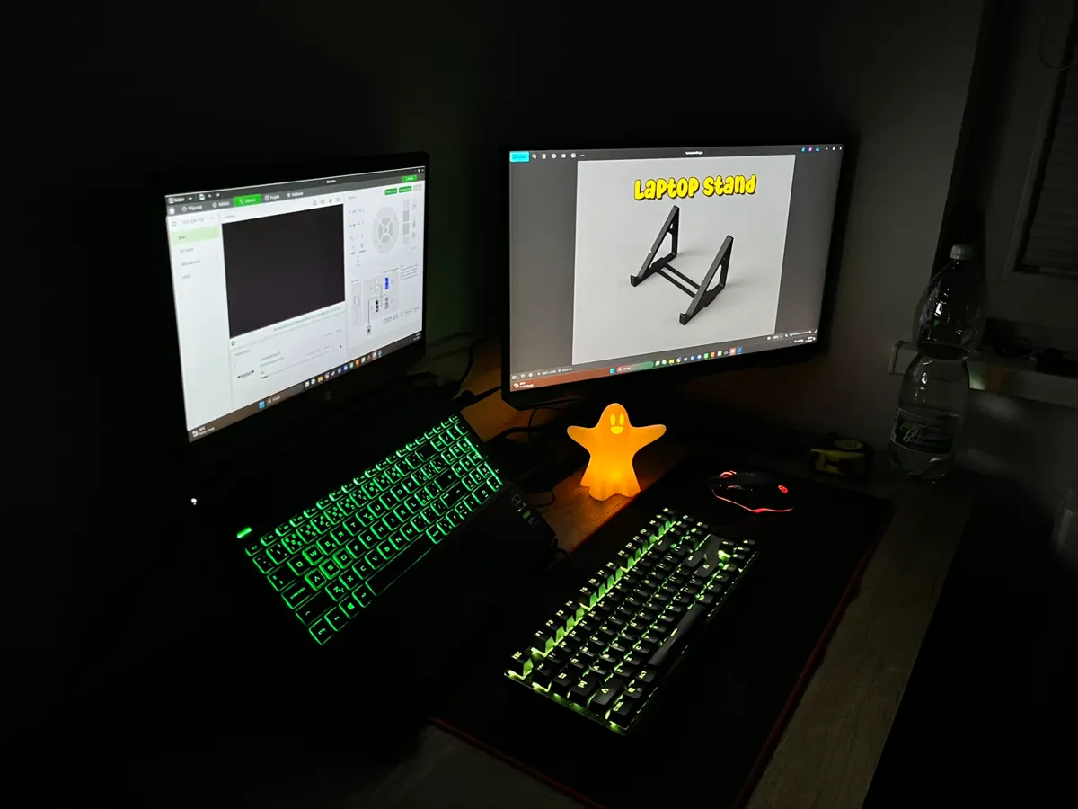 Simple Laptop Stand, photo 2 of 4 - Simple Laptop Stand Mobile & Device Accessories