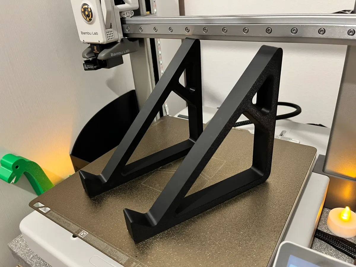Simple Laptop Stand, photo 3 of 4 - Simple Laptop Stand Mobile & Device Accessories
