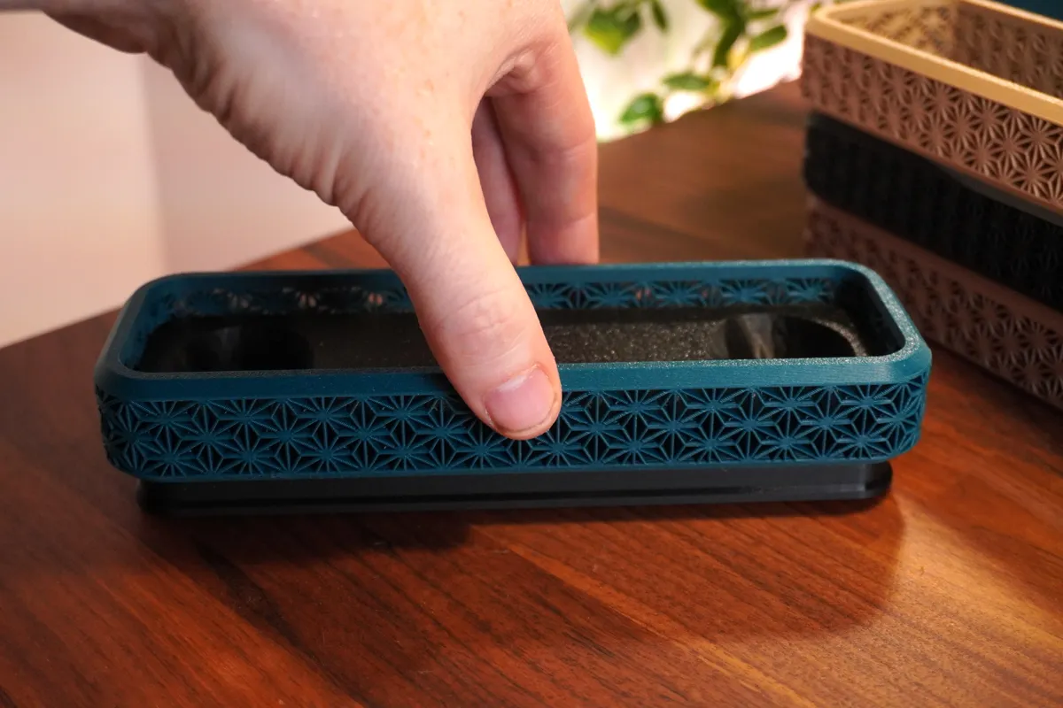 Controller Stand Sleeve - Kumiko, photo 3 of 4 - Controller Stand Sleeve - Kumiko Gaming Accessories