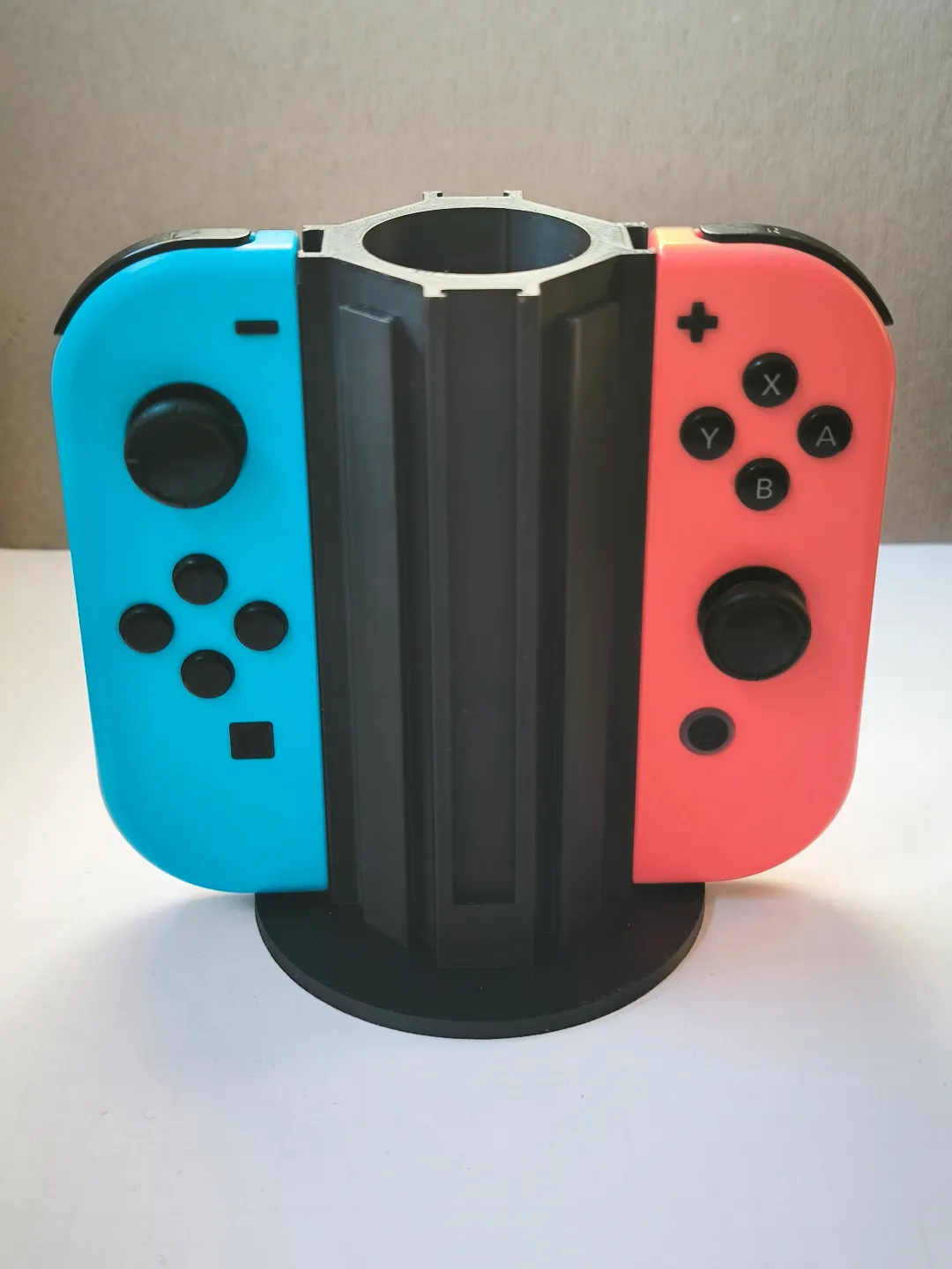 Nintendo Switch Joy-Con stand, photo 3 of 4 - Nintendo Switch Joy-Con stand Gaming Accessories