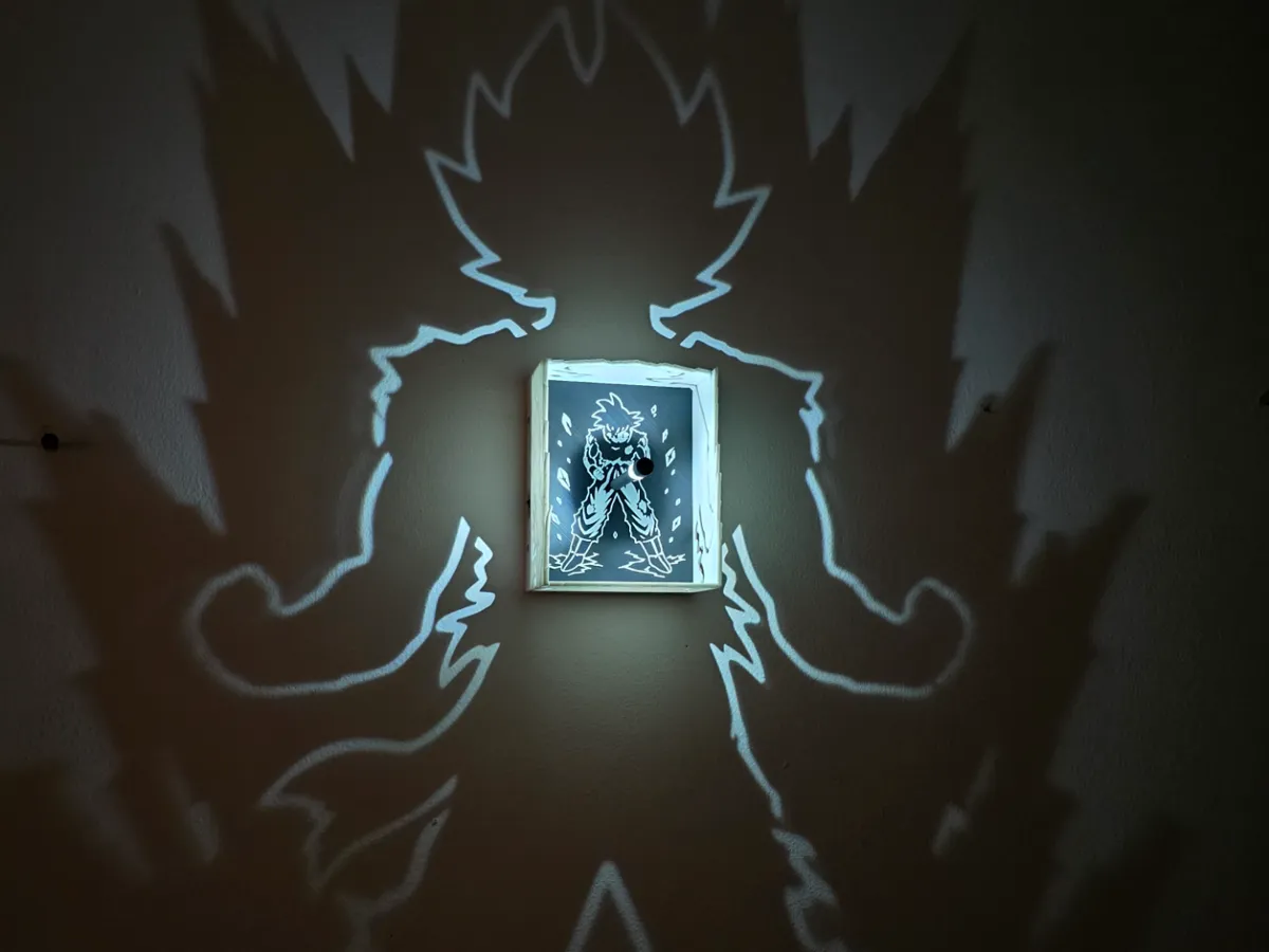 Goku Super Saiyajin shadow lamp