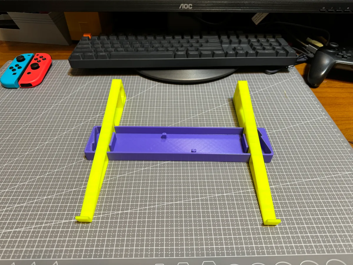 Portable laptop stand/computer stand, photo 2 of 4 - Portable laptop stand/computer stand Household