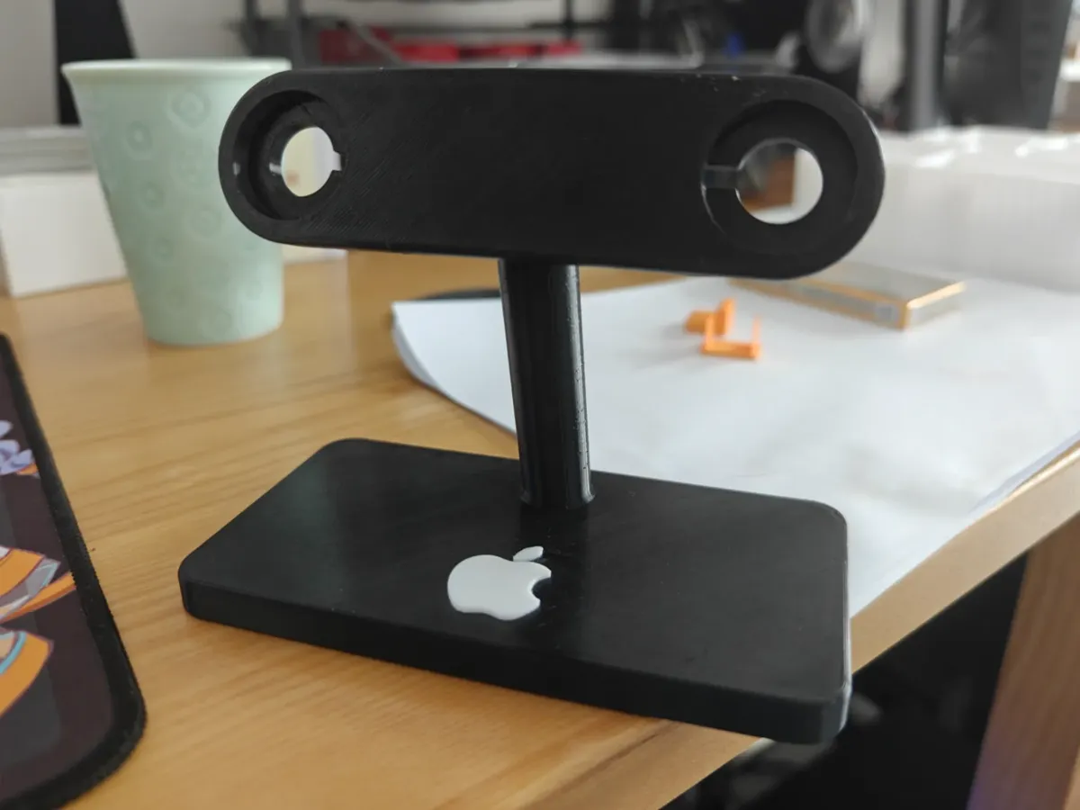 双Apple Watch的Magsafe充电支架 - Smartwatch Stands & Straps, in stock