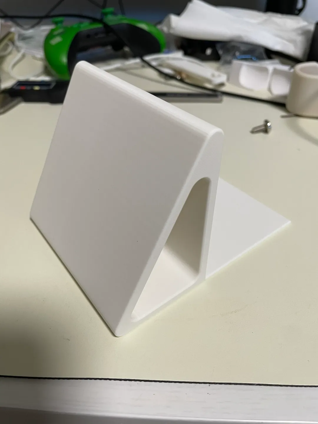 Simple Triangular Bookend, photo 2 of 3 - Simple Triangular Bookend Desk & Office