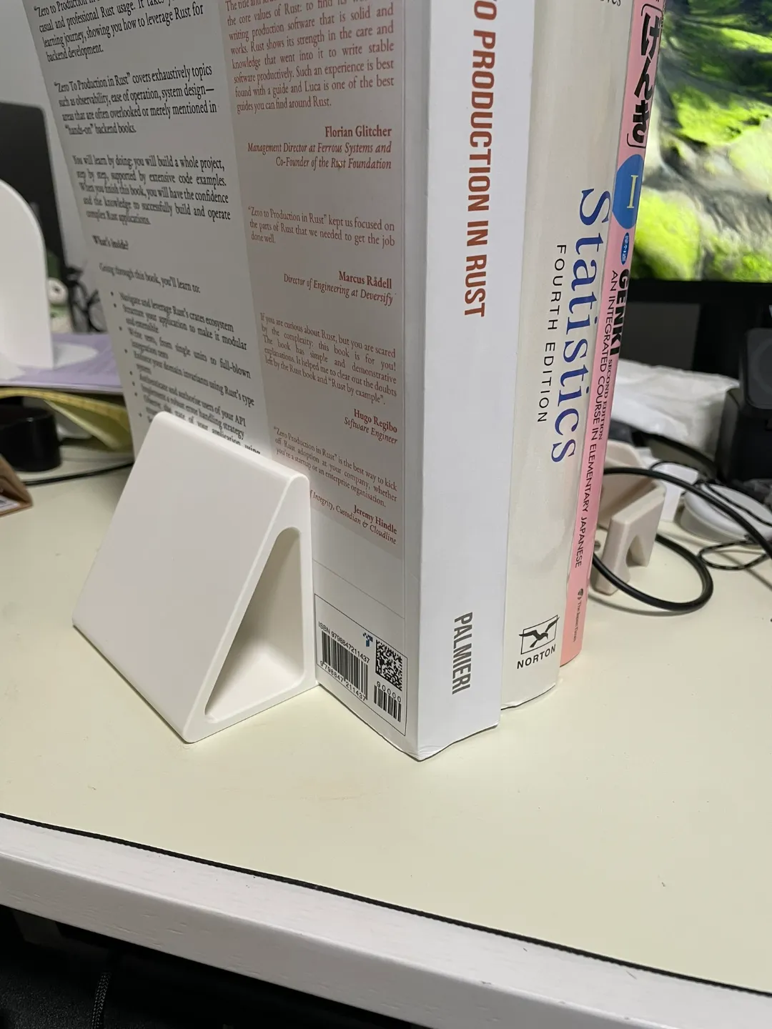 Simple Triangular Bookend, photo 3 of 3 - Simple Triangular Bookend Desk & Office