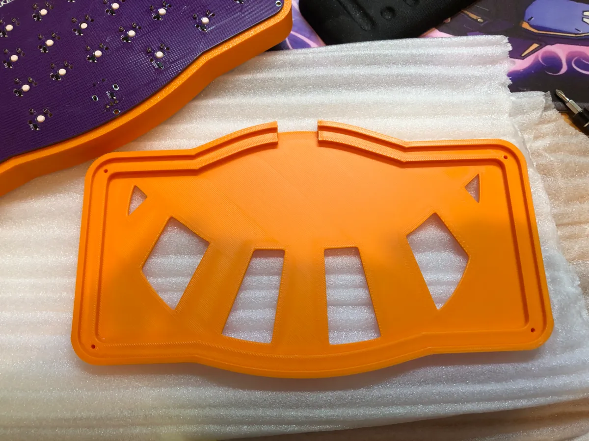Smile36 Garfield Top and Bottom Case, photo 4 of 4 - Smile36 Garfield Top and Bottom Case Hobby & DIY