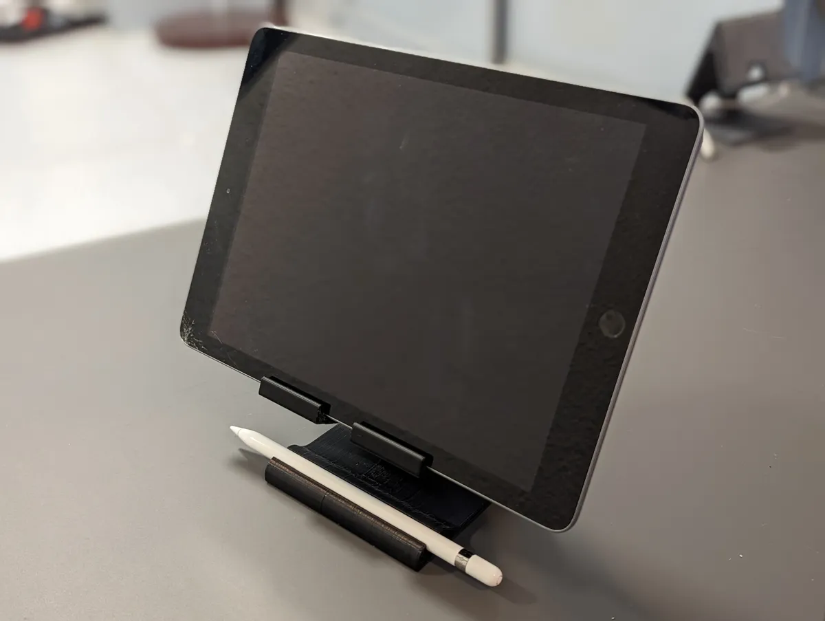 iPad & Apple Pencil Stand