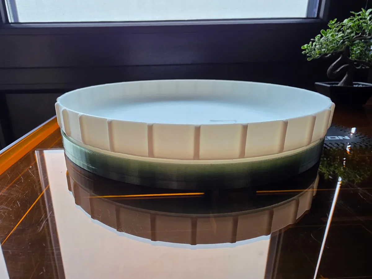 Fully Rotating Kitchen Tray - Pan, Lid & Cutting Board Racks, in stock