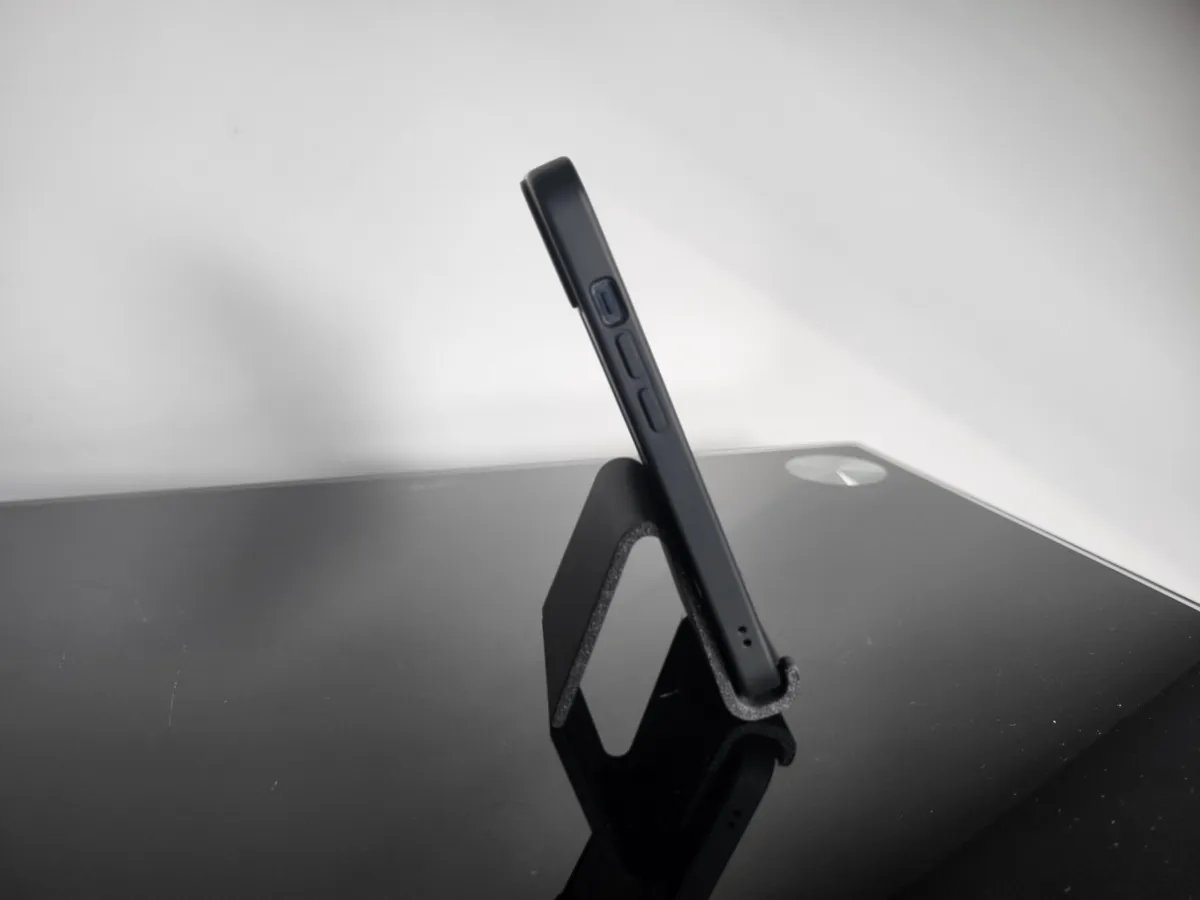 Minimalist Phone Holder, photo 3 of 4 - Minimalist Phone Holder Mobile & Device Accessories