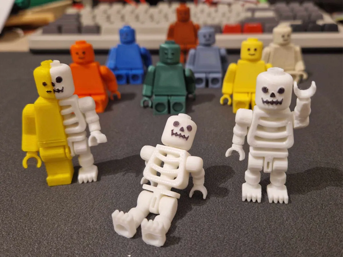 Brick Skeleton Figure