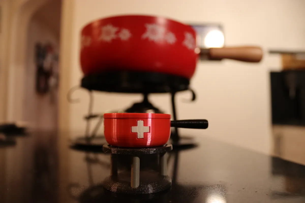 Mini Swiss Fondue Pot, photo 4 of 4 - Mini Swiss Fondue Pot Household