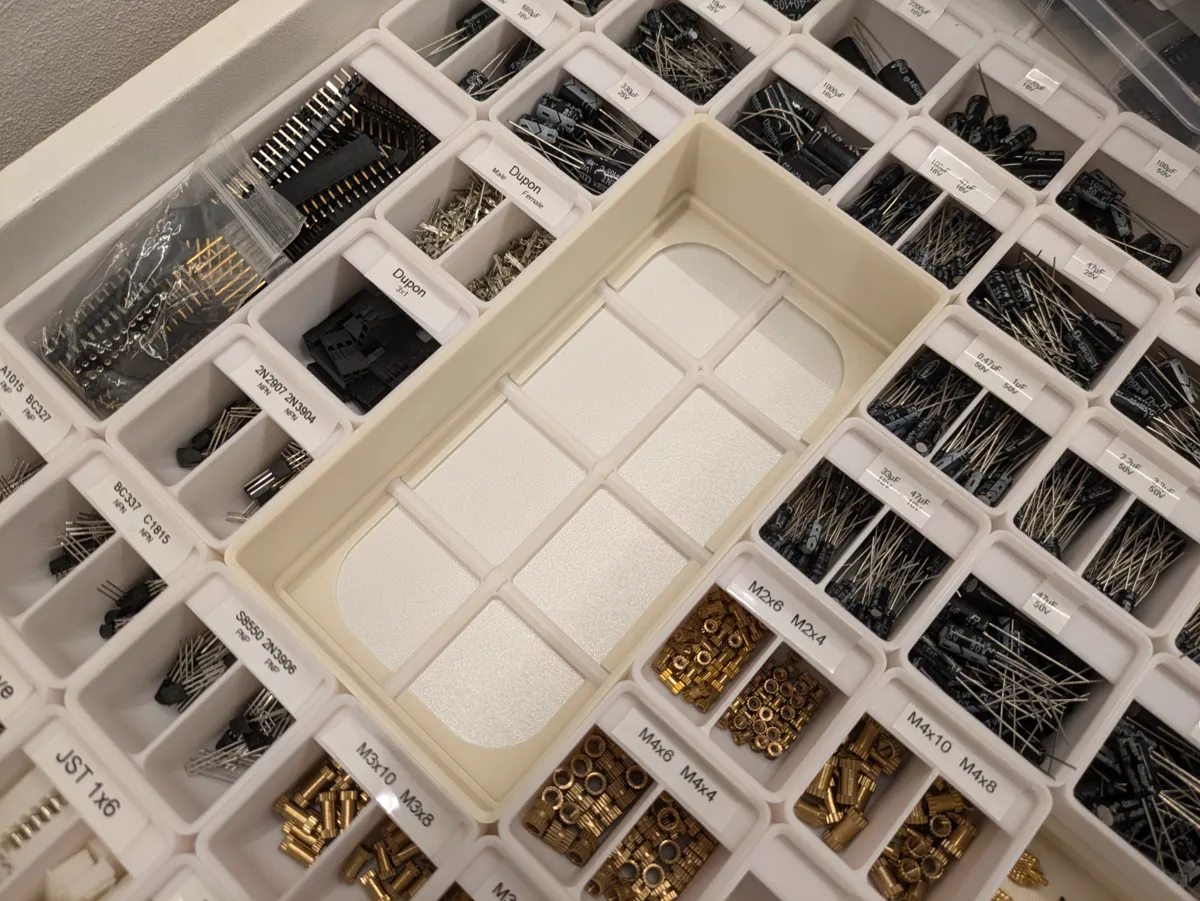 Modular Gridfinity Sorting Tray, photo 4 of 4 - Modular Gridfinity Sorting Tray Tools