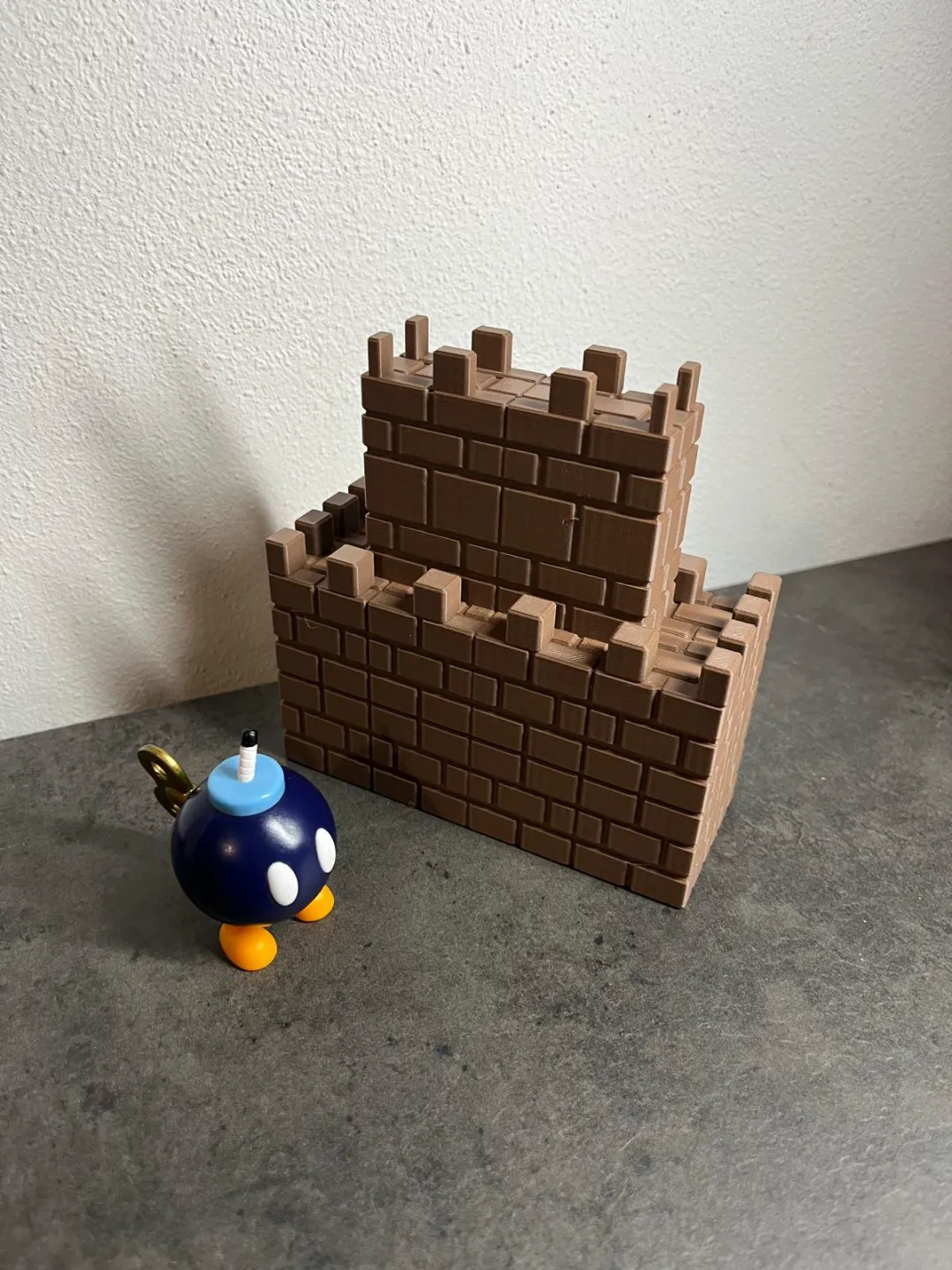 8-Bit Mario Castle for Retro Lovers, photo 4 of 4 - 8-Bit Mario Castle for Retro Lovers Figurines & Collectibles