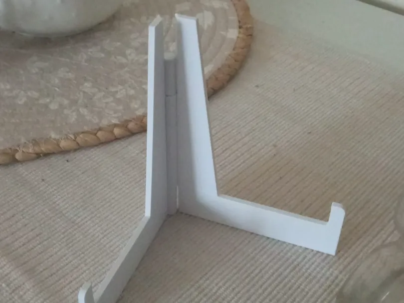 supporto piatto decorativo o tablet
