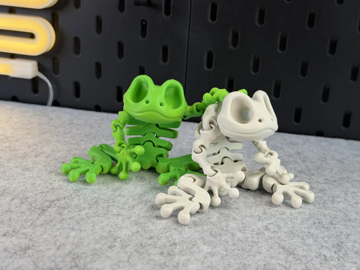 Articulated Skeleton Frog, photo 4 of 4 - Articulated Skeleton Frog Miniatures