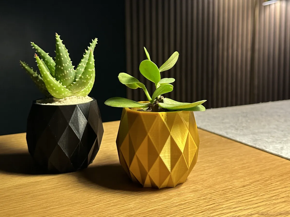 The Pineapple Planter ~ Planter